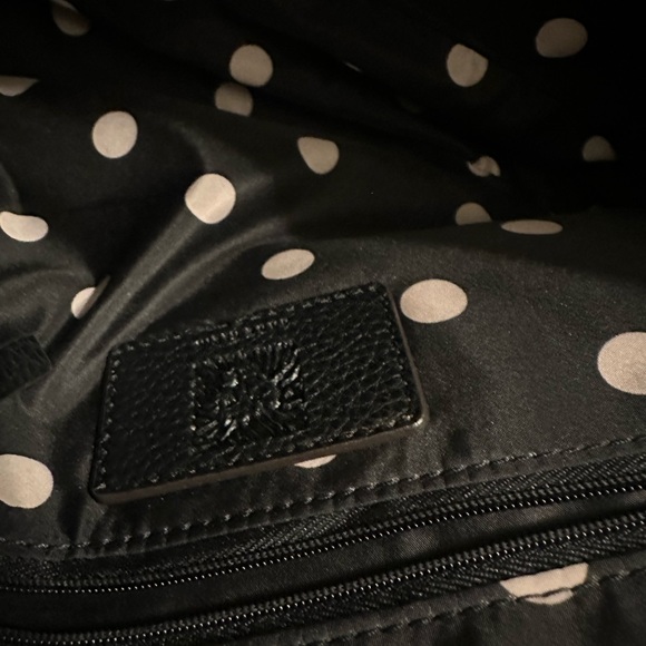 NWOT. Anne Klein Shoulder Handbag - Picture 4 of 15